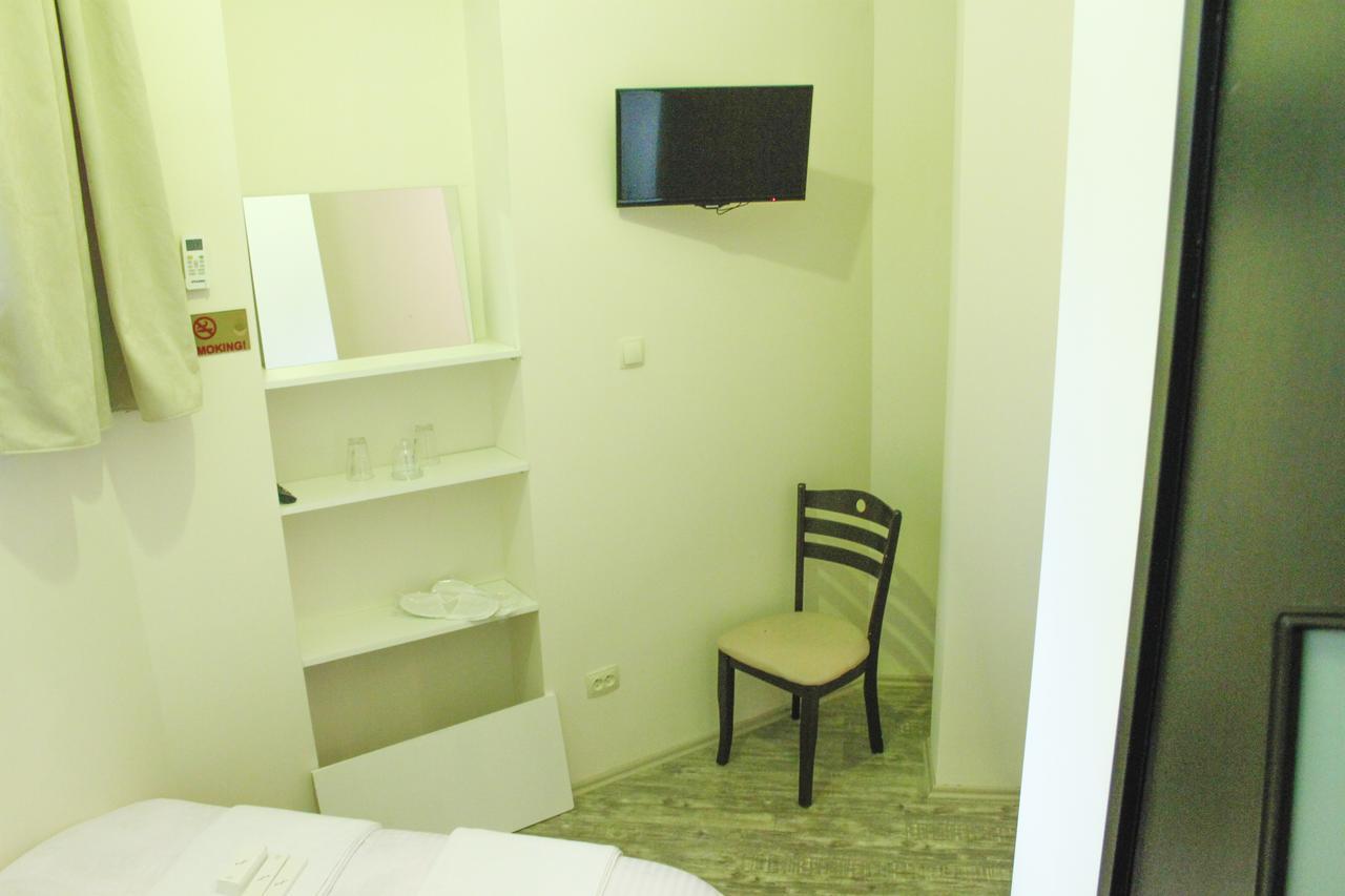 Hotel Rustaveli 36 트빌리시 외부 사진