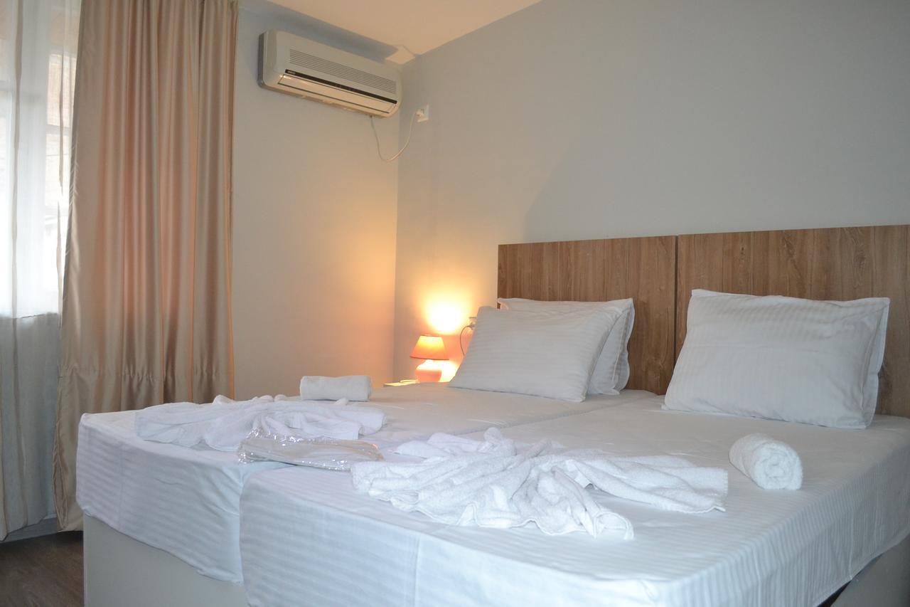 Hotel Rustaveli 36 트빌리시 외부 사진